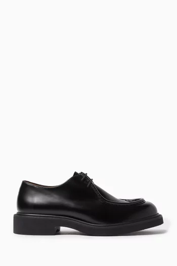 Moc-toe Derby Shoes in Glazed Leather