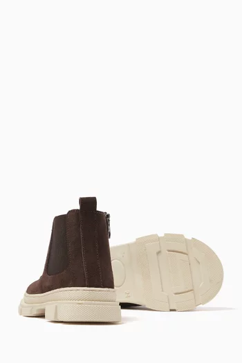 Chelsea Suede Boots in Leather
