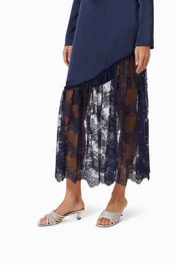 حذاء مفتوح هيسلي بتصميم مرصع بالكريستال وكعب 20 مم