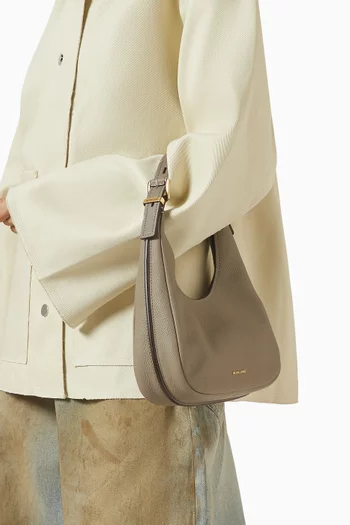 حقيبة هوبو نوليتا صغيرة جلد حبيبي