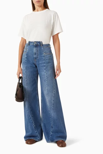 تي شيرت بفتحة رقبة مستديرة وطبعة شعار الماركة قطن