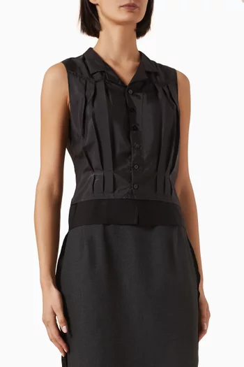 بلوزة بأزرار حرير ونايلون