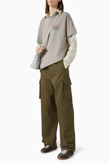 تي شيرت بطبعة شعار الماركة قطن