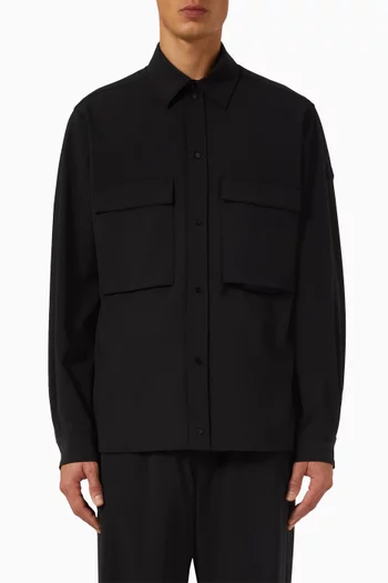 قميص بجيوب خارجية تويل معالج