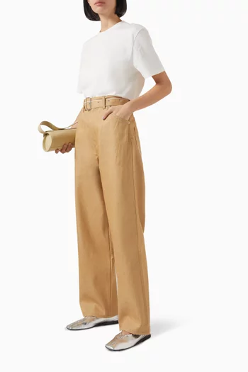 Belted Jeans in Denim