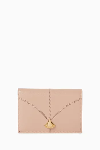 Divas Dream Folded Card Holder in Leather