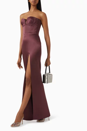 فستان سهرة بقصة مستقيمة ستان كريب