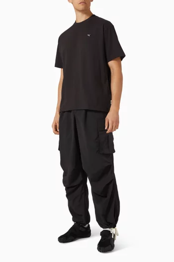 تي شيرت قطن من مجموعة ام ام كيو