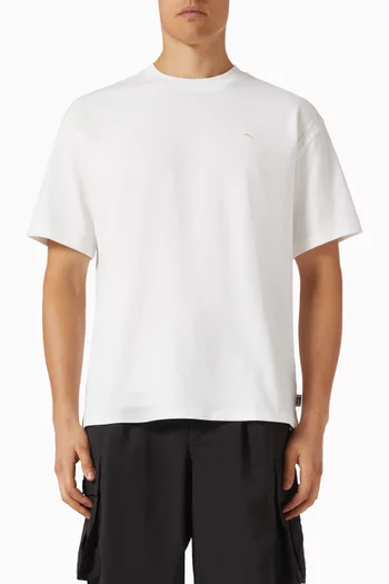 تي شيرت قطن من مجموعة ام ام كيو