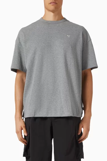 تي شيرت بنسيج متشابك مزيج قطن من مجموعة ام ام كيو