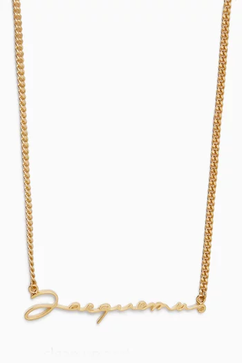 قلادة بتصميم سلسلة بشعار Jacquemus نحاس بلون ذهبي
