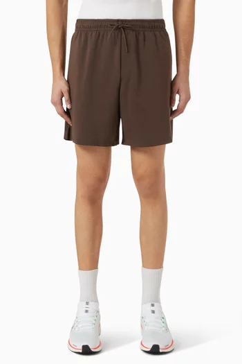 شورت برايماري بتصميم عملي غير مبطن بتقنية Dri-FIT صوف