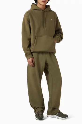 Solo Swoosh Open-hem Pants in Fleece