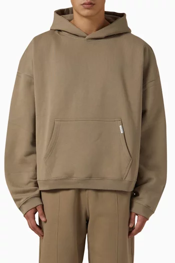 كنزة بغطاء رأس بقصة مربعة مزينة بحرف شعار الماركة قطن