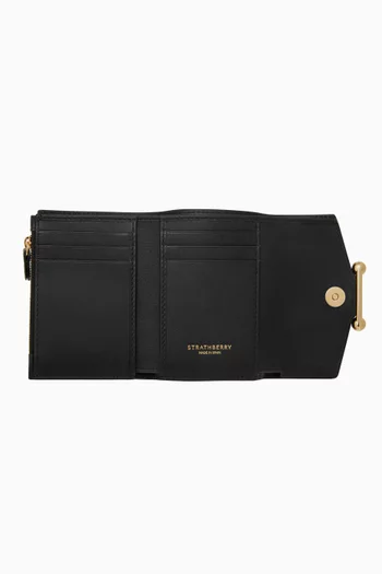 محفظة موزاييك ثلاثية الطي جلد بنقشة جلد الحرباء