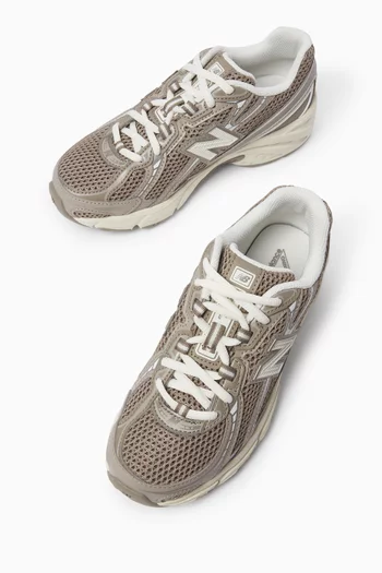 740 Sneakers in Mesh