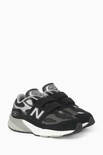 990v6 Lace-up Sneakers