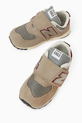 574 Sneakers in Suede
