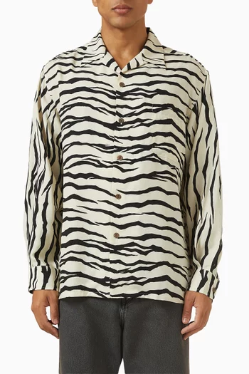 قميص هاواي بنقشة جلد نمر لايوسيل