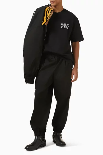 تي شيرت بفتحة رقبة مستديرة بلون باهت قطن