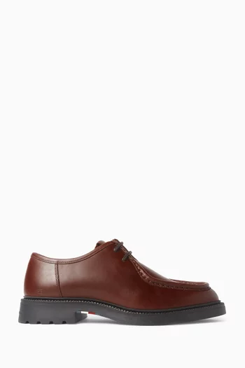 Moc Toe Shoes in Leather