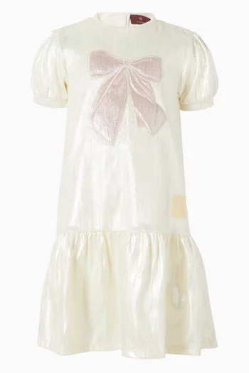 فستان بتطريز عقدة