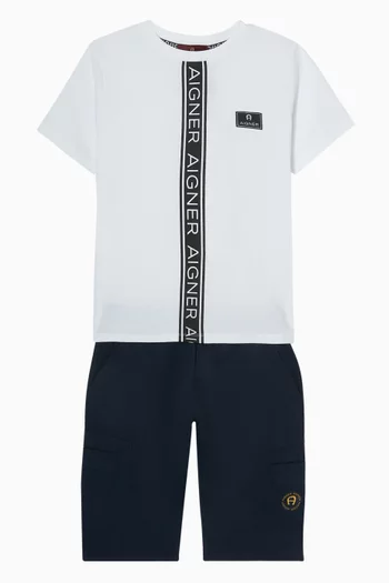 تي شيرت بشريط شعار الماركة قطن