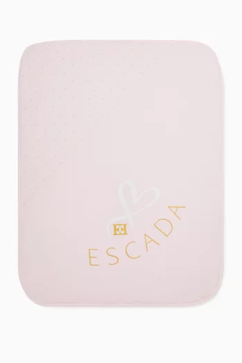 بطانية بنقشة قلب وشعار الماركة قطن