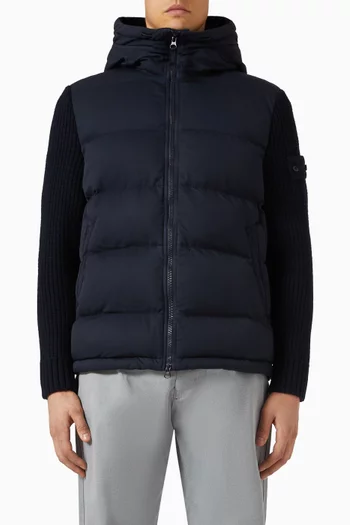 جاكيت بغطاء رأس