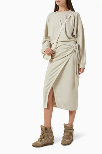 فستان ساندرينا متوسط الطول بكشكش