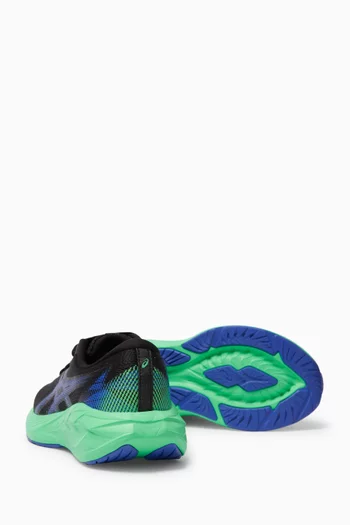 Novablast 5 GS Sneakers in Mesh