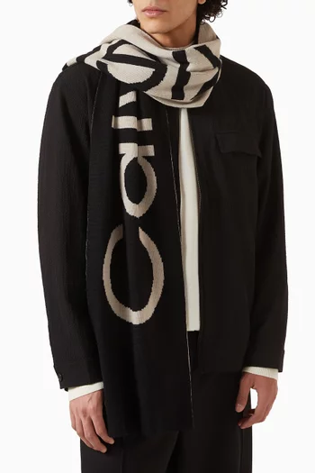 وشاح بشعار الماركة بخط عريض كشمير وصوف