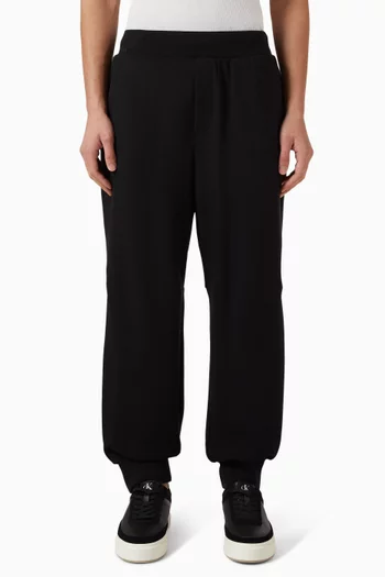 بنطال رياضي للسفر