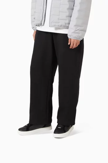 سنيكرز بشريط كلاسيكي نعل كابسول