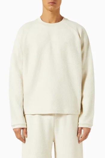 سويت شيرت بفتحة رقبة مستديرة صوف مجعد