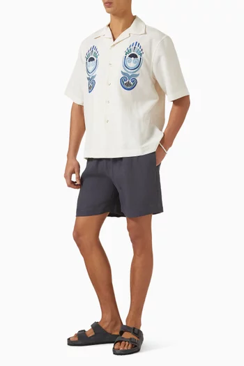 قميص بياقة بطية مطرز بتصميم صدف مزيج كتان