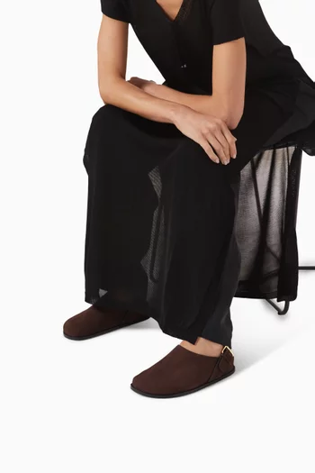 Louis Clogs in Suede