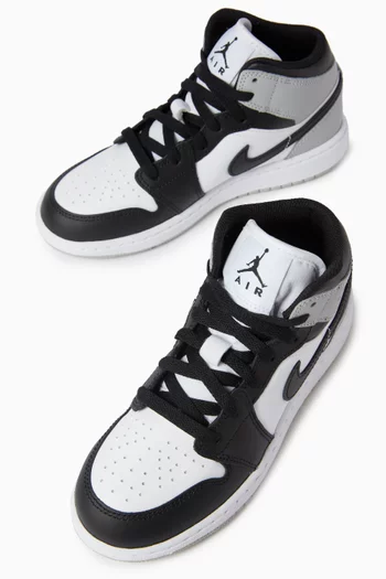 Air Jordan 1 Mid-top Sneakers in Leather