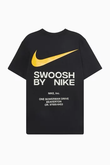 تي شيرت بطبعة شعار الماركة قطن