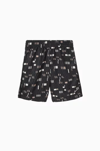 شورت بتقنية Dri-FIT وطبعات متعددة 