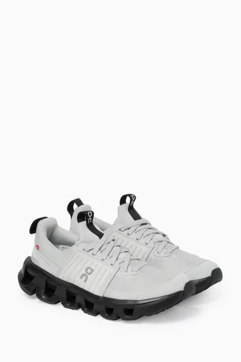 Cloudswift Sneakers