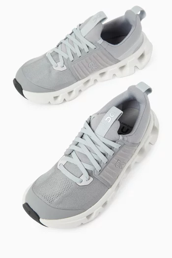 Cloudswift Sneakers