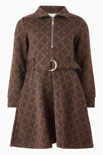 فستان بحزام ونقشة شعار الماركة