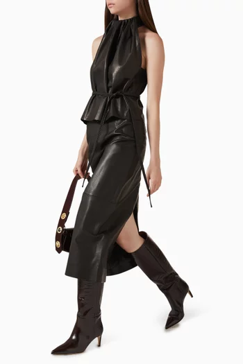 تنورة بقصة مستقيمة جلد