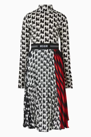 Pleated Skirt in Crepe