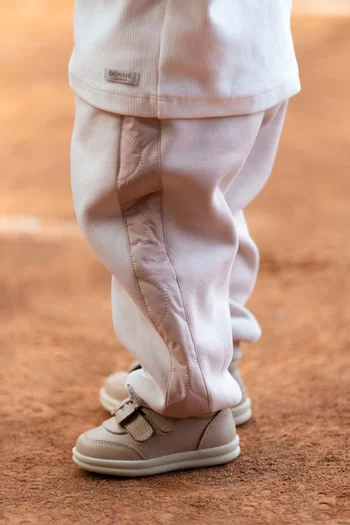 سنيكرز زوينا جلد