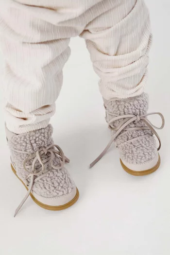 حذاء بوت سيسا فرو صناعي وجلد نوبوك