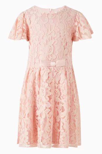 فستان بأكمام بكشكش دانتيل