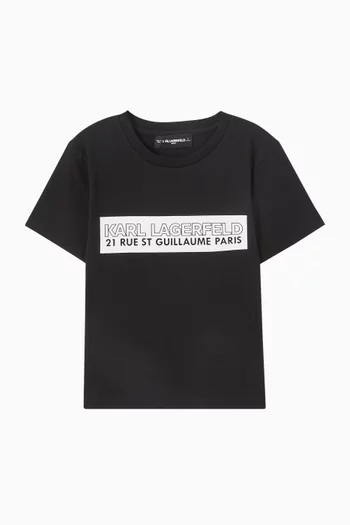 تي شيرت بشعار الماركة قطن