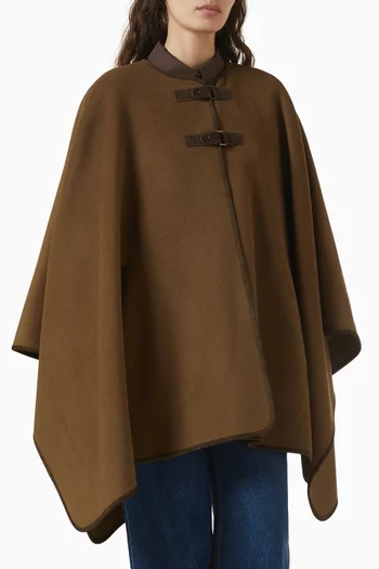 Buckle Cape in Wool